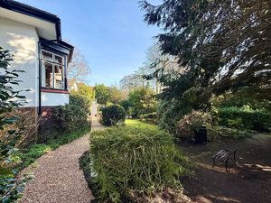 Photo 4- click for photo gallery